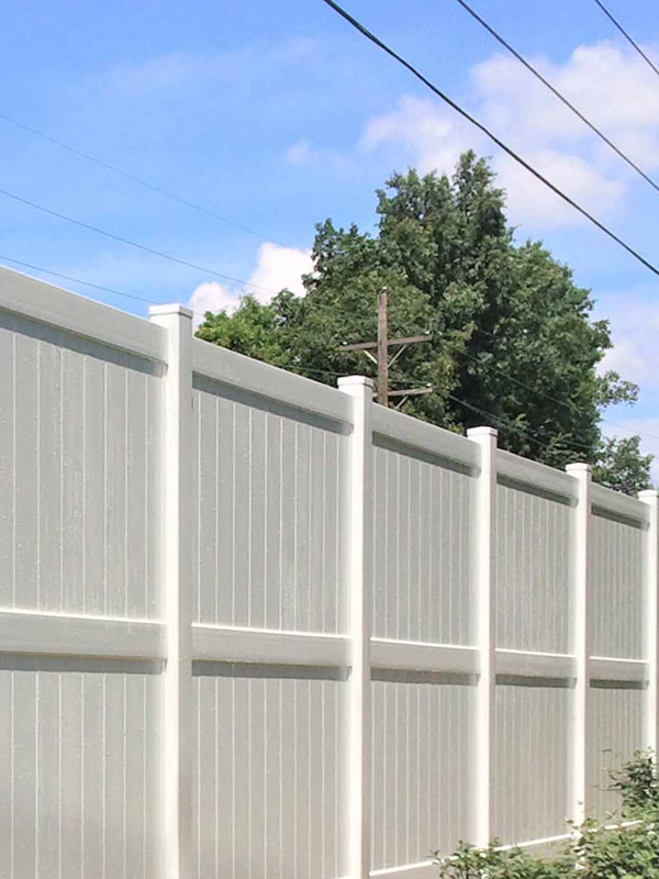 Vinyl Fence Contractor in Kokomo Indiana