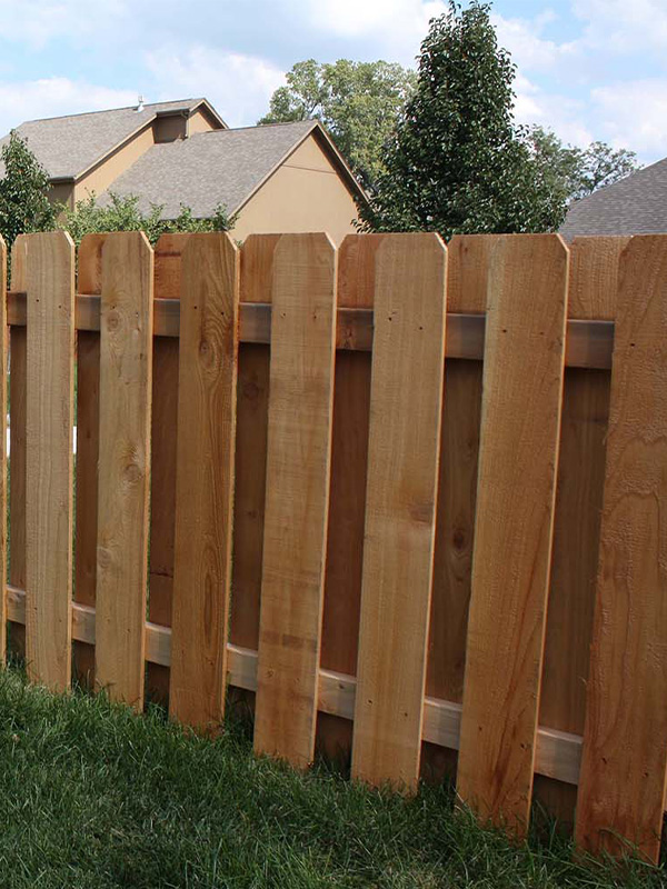 Wood Fence contractor located in Kokomo Indiana, Indiana